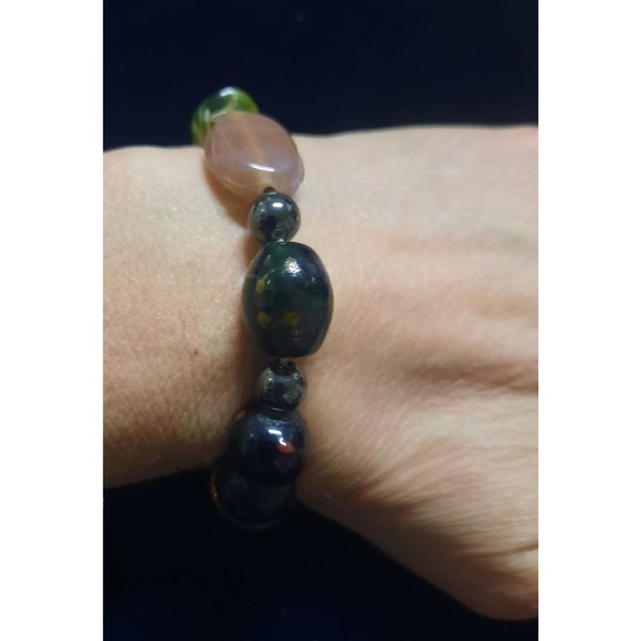 Handmade Stretch Glass beads bracelet Multicolored Glass beads - Picture 5 of 6